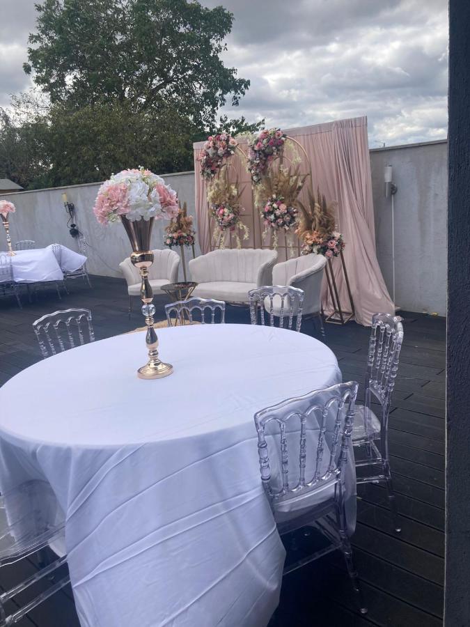 Appartamento Pavillon Bon Enfant Saint-Priest  Esterno foto